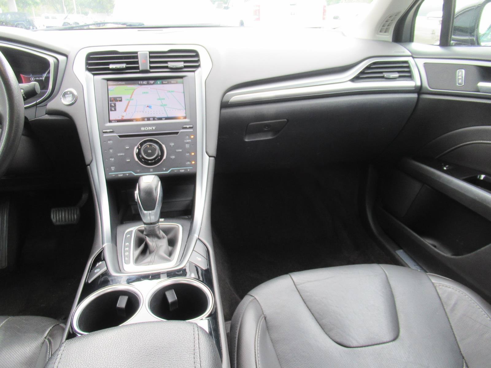 Used 2013 Ford Fusion Titanium w/ Titanium Driver Assist Pkg FWD image 14
