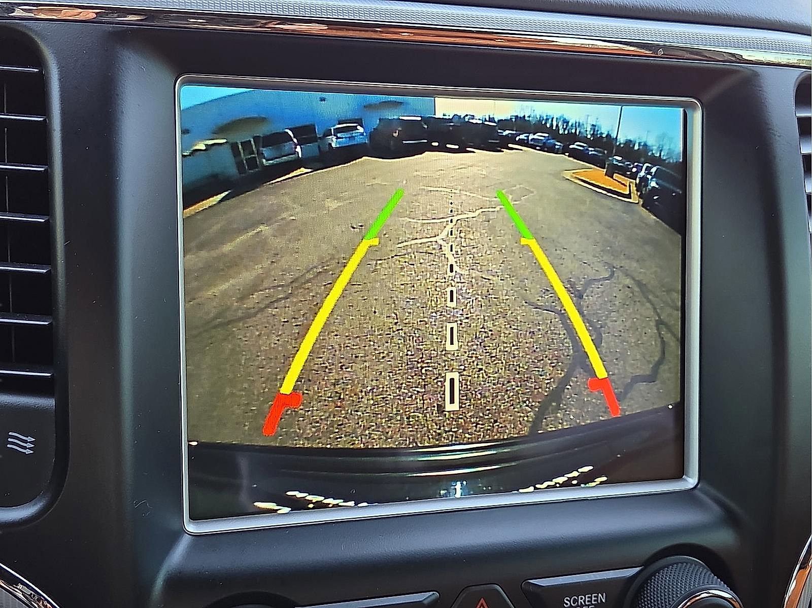 Used 2018 Jeep Grand Cherokee SRT w/ Trailer Tow Group IV image 18