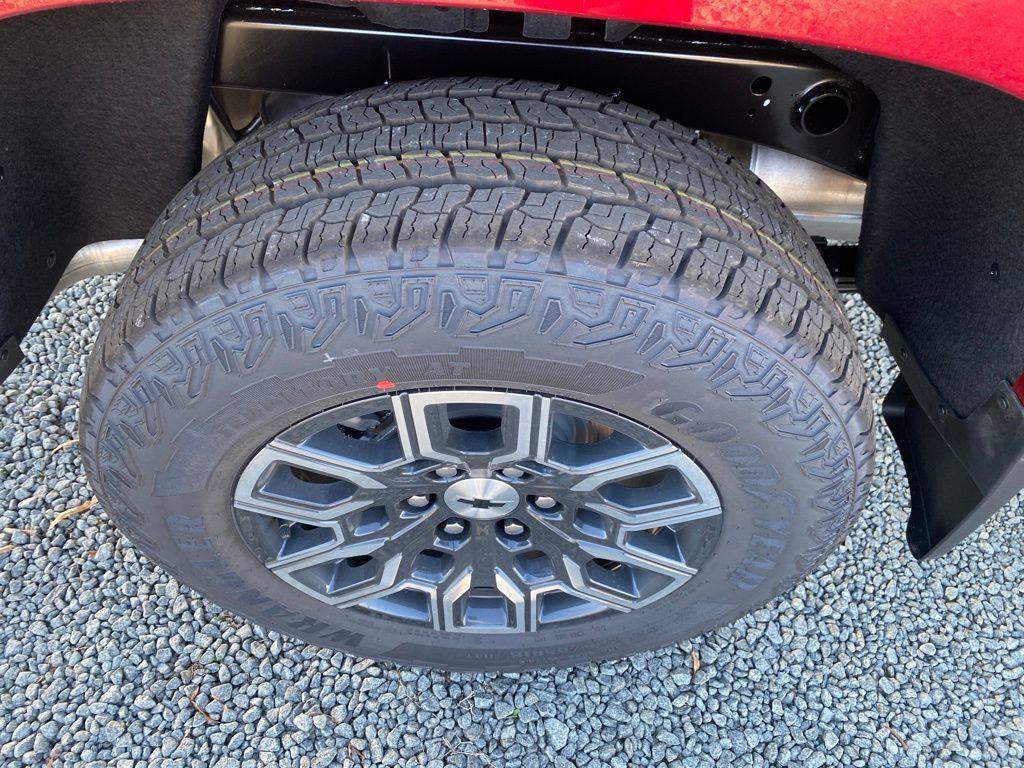 New 2026 Chevrolet Colorado Z71 w/ LPO, Skid Plate Package image 24