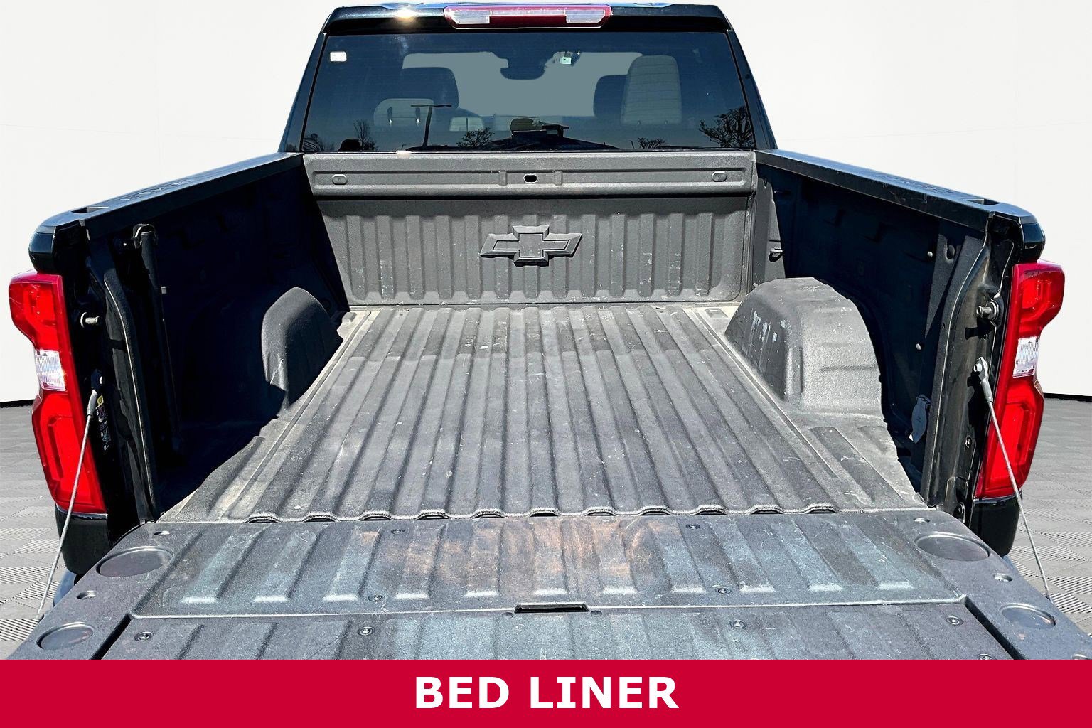 Used 2022 Chevrolet Silverado 1500 RST AWD/4WD image 7