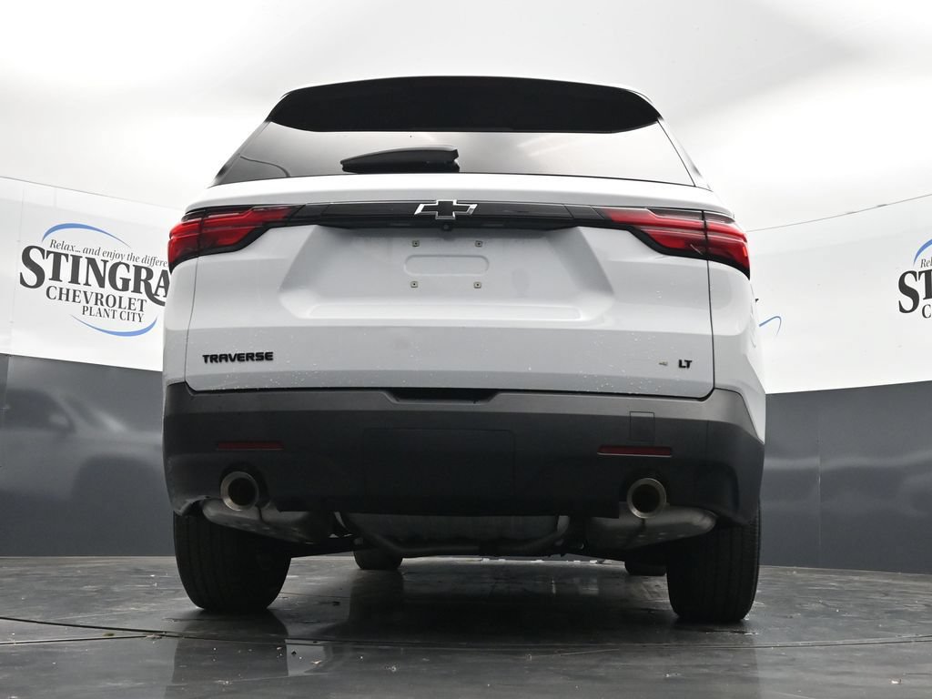 Used 2023 Chevrolet Traverse LT FWD image 31