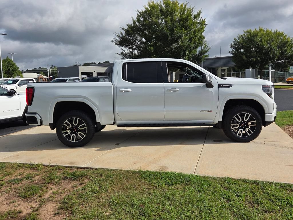 Used 2023 GMC Sierra 1500 AT4 w/ AT4 Premium Package AWD/4WD image 15