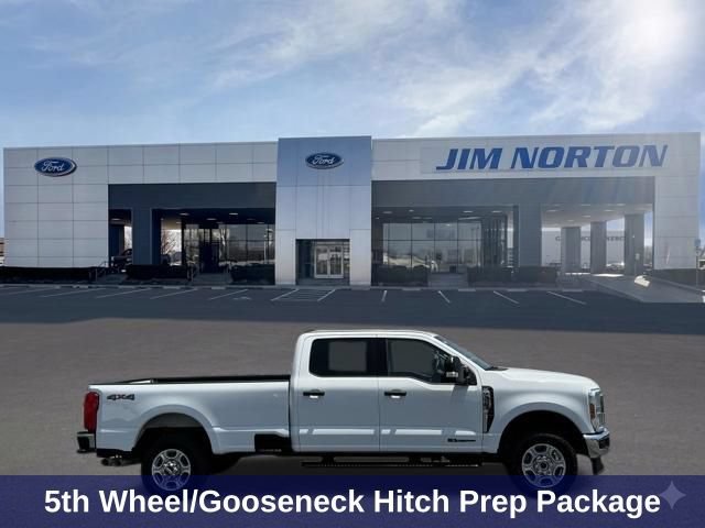Used 2026 Ford F350 XLT AWD/4WD image 3