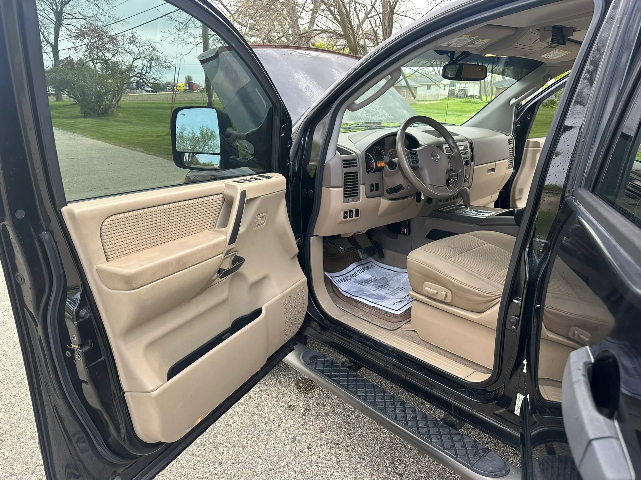 Used 2008 Nissan Titan SE AWD/4WD image 9