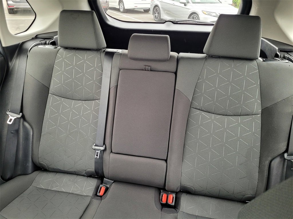 Used 2022 Toyota RAV4 XLE image 12
