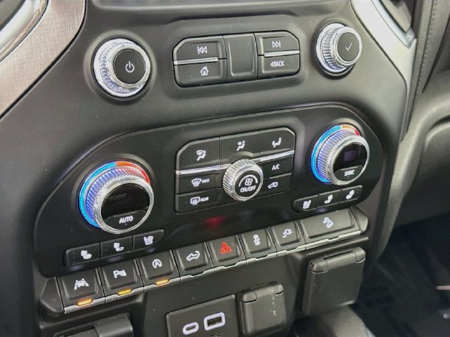 Used 2021 GMC Sierra 1500 SLT w/ SLT Premium Plus Package AWD/4WD image 16