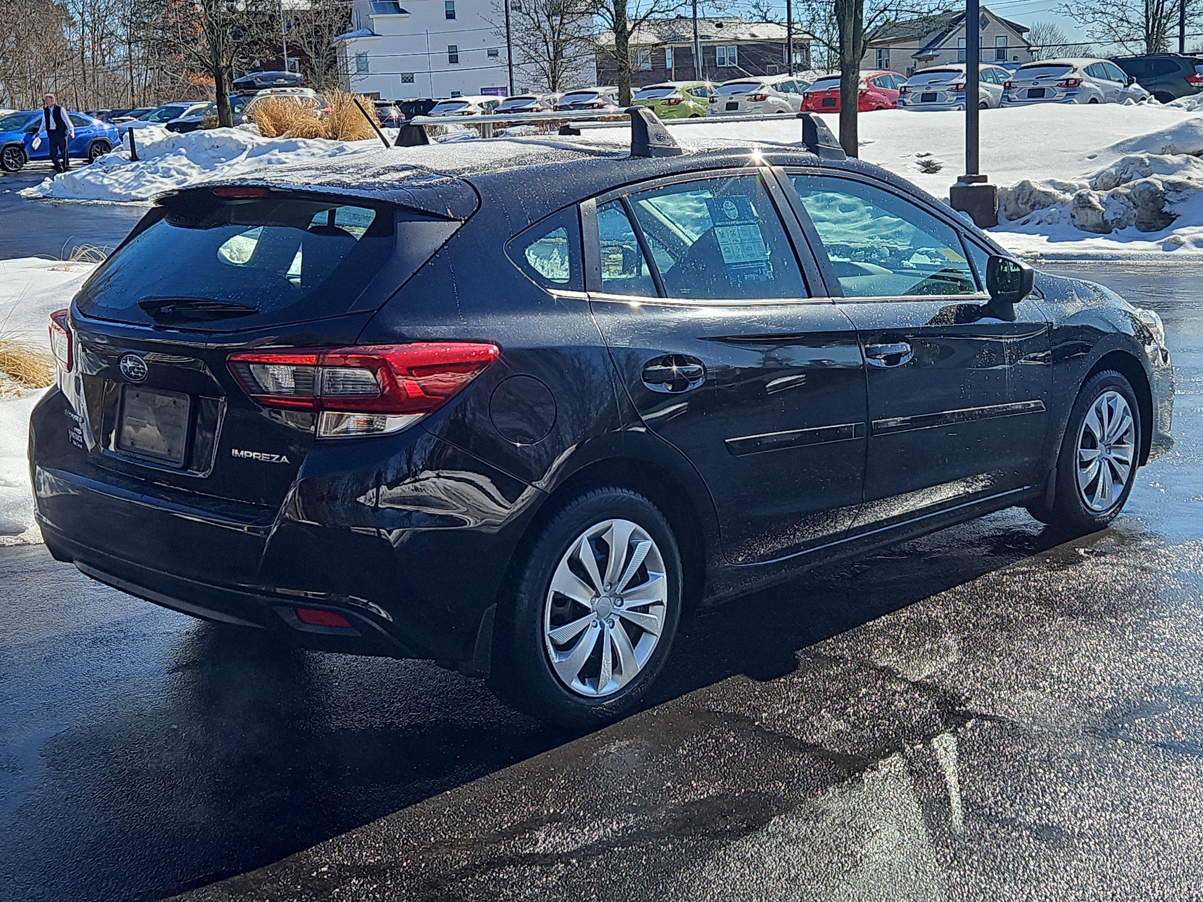 Used 2022 Subaru Impreza 2.0i image 2