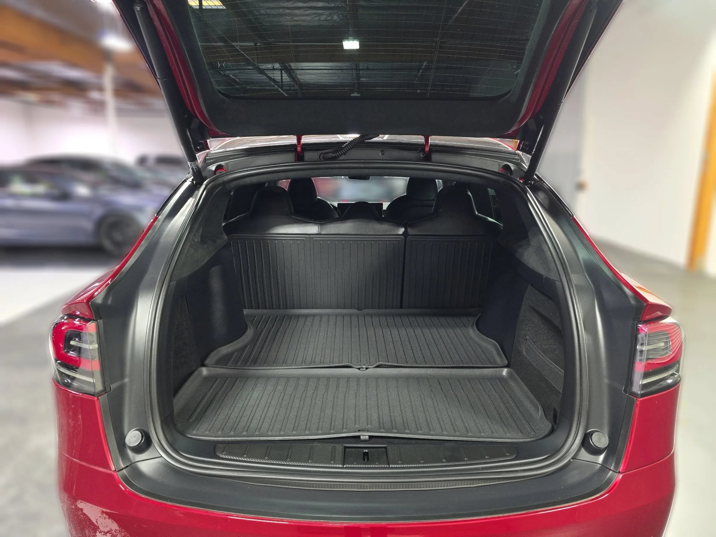 Used 2024 Tesla Model X AWD/4WD image 11