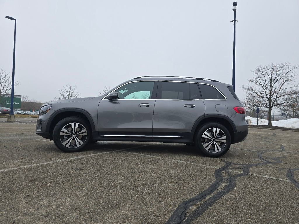 New 2026 Mercedes-Benz GLB 250 4MATIC image 13