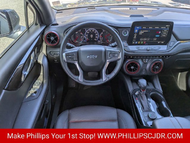 Used 2025 Chevrolet Blazer RS w/ Driver Confidence II Package FWD image 15