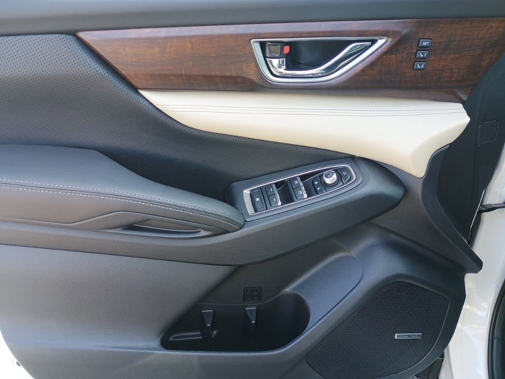 Certified 2022 Subaru Ascent Touring w/ Popular Package #2A image 11