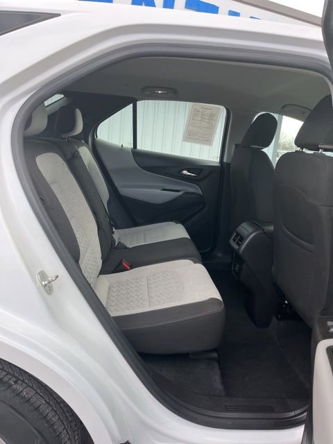 Used 2024 Chevrolet Equinox LS AWD/4WD image 32