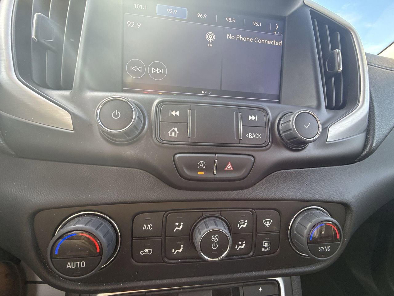 Certified 2022 GMC Terrain SLT image 39