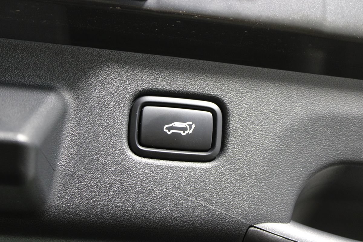 Used 2024 Kia EV6 Wind w/ Wind Technology Package RWD image 23