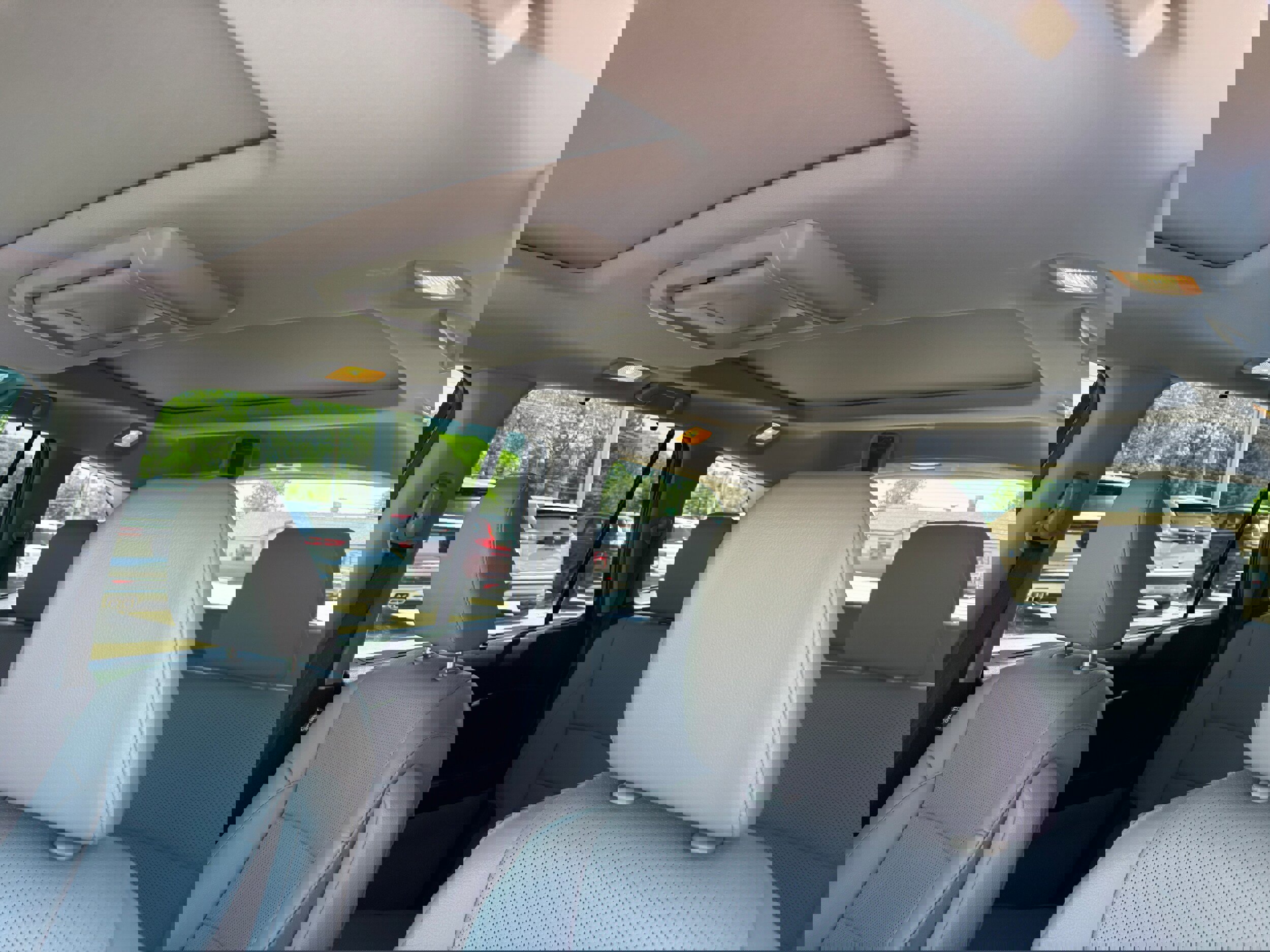 Used 2016 Honda Pilot Elite image 11