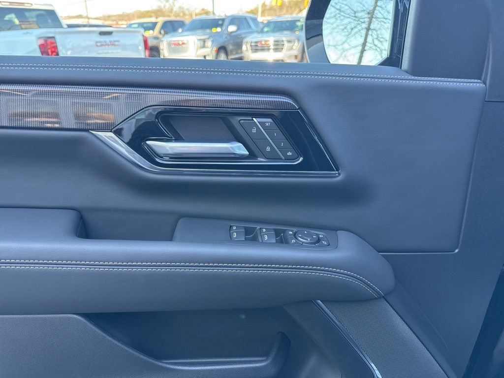 New 2026 GMC Yukon Elevation w/ LPO, Floor Liner Package image 13