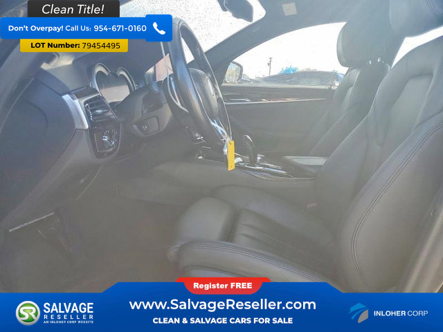 Used 2019 BMW 530e w/ Convenience Package image 9