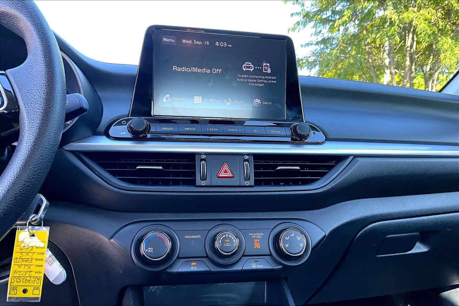 Used 2024 Kia Forte LXS w/ LXS Technology Package FWD image 35