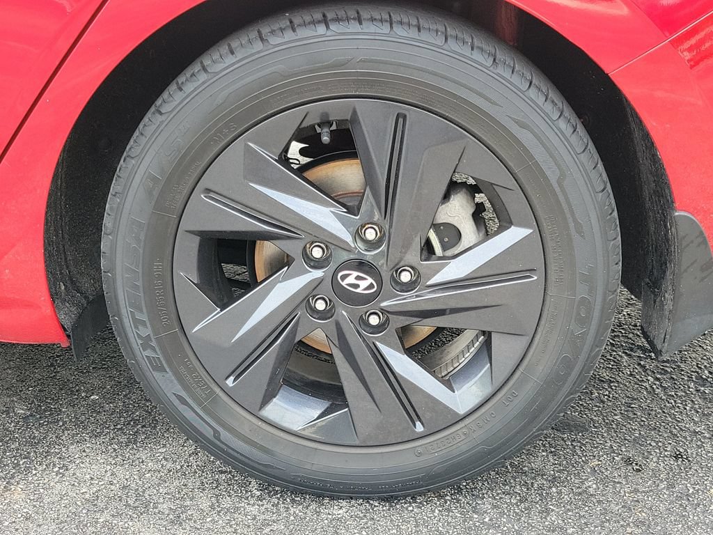 Used 2023 Hyundai Elantra SEL FWD image 10