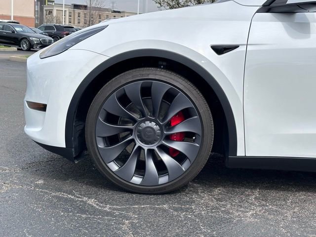 Used 2024 Tesla Model Y Performance image 7