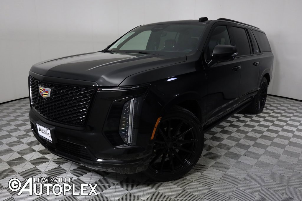 Used 2025 Cadillac Escalade ESV Sport w/ Touring Package image 13