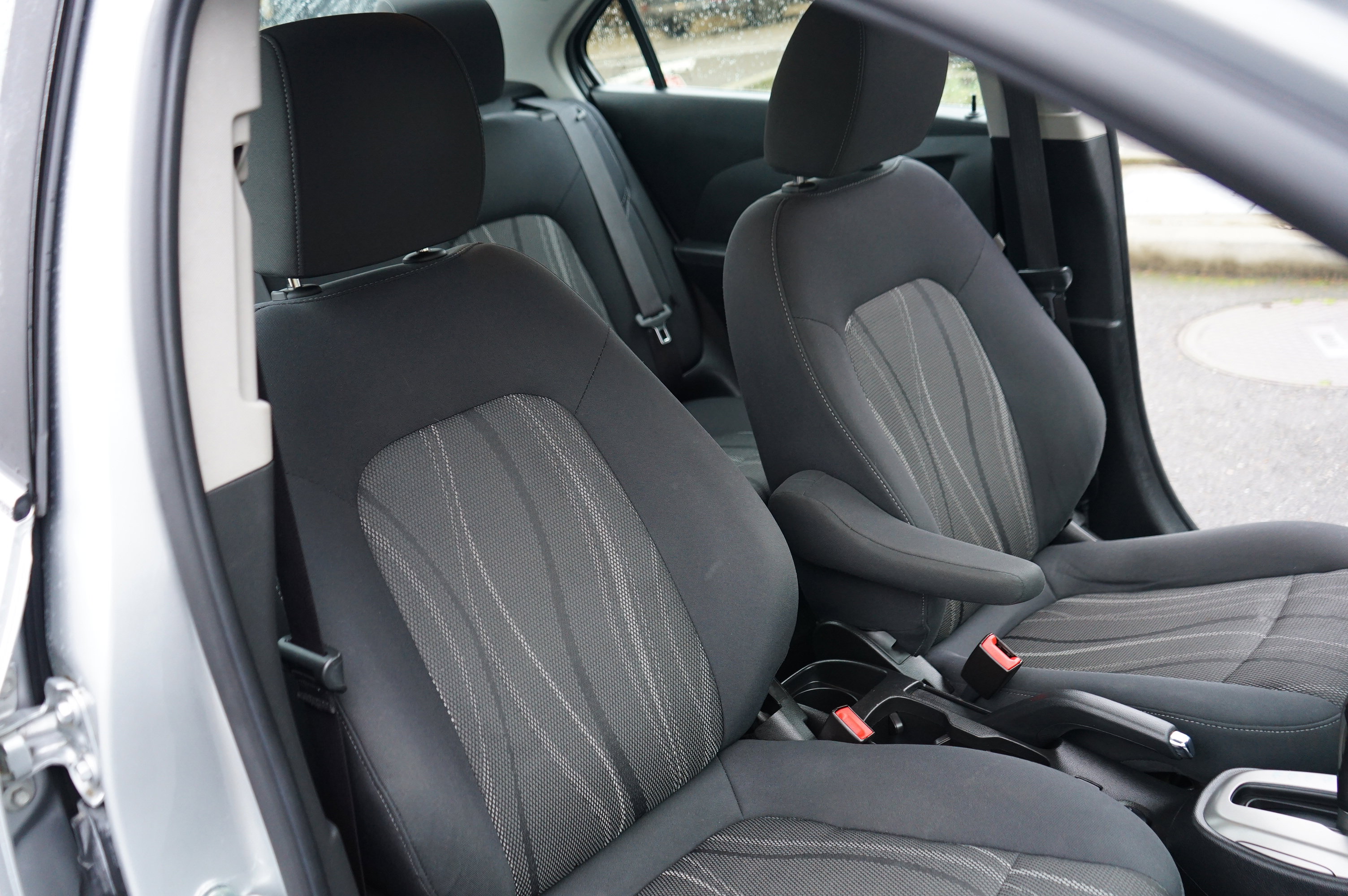 Used 2015 Chevrolet Sonic LT image 21