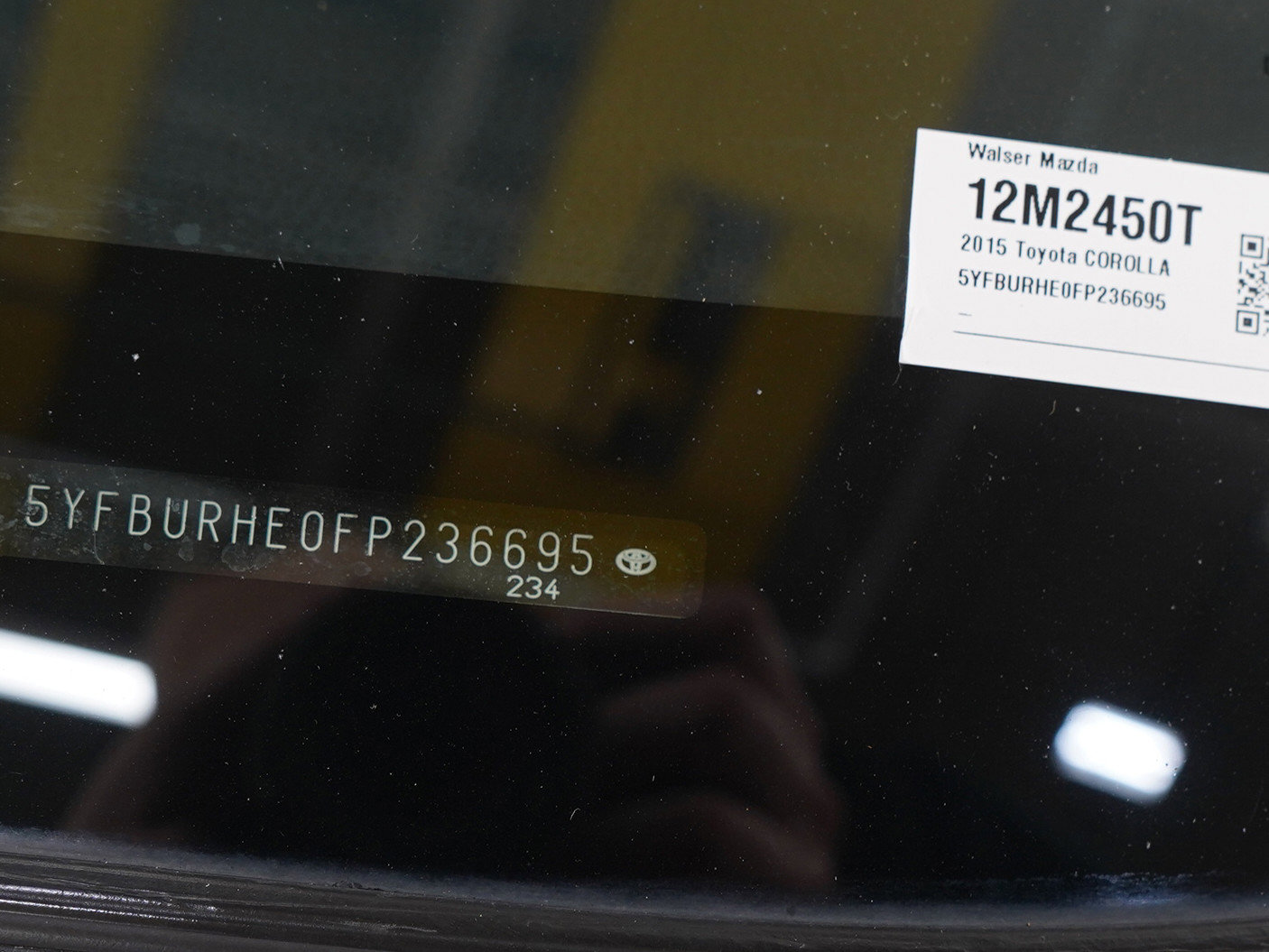 Used 2015 Toyota Corolla S image 29