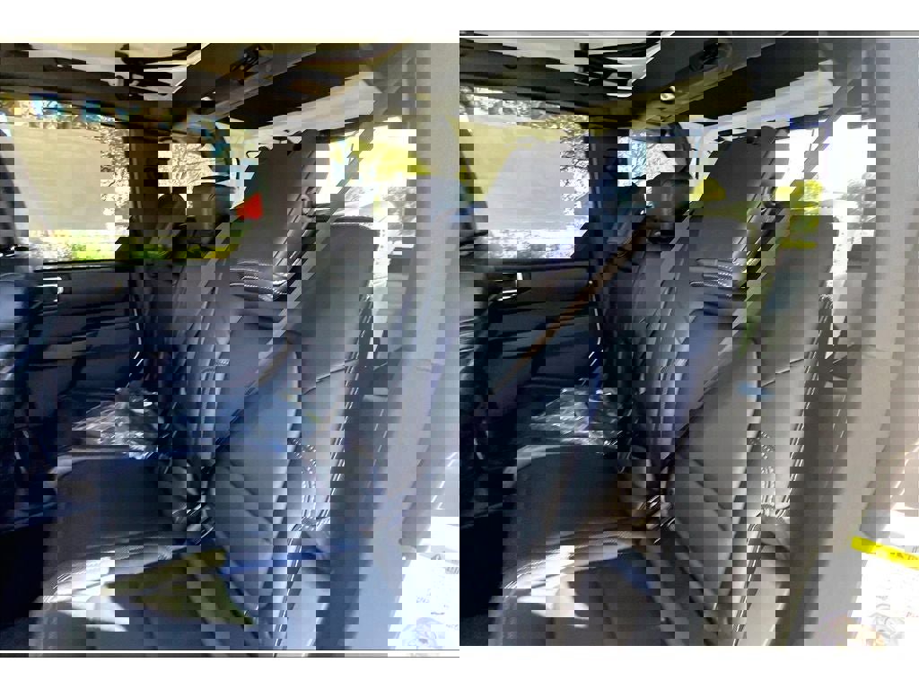 New 2025 Ford Bronco Badlands image 26