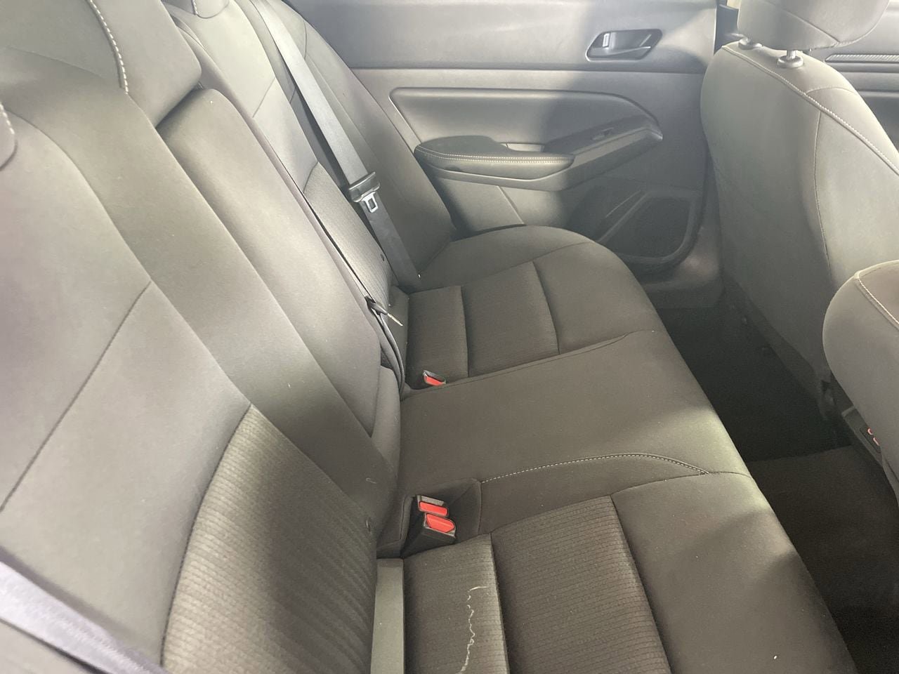 Used 2025 Nissan Altima 2.5 SV FWD image 25