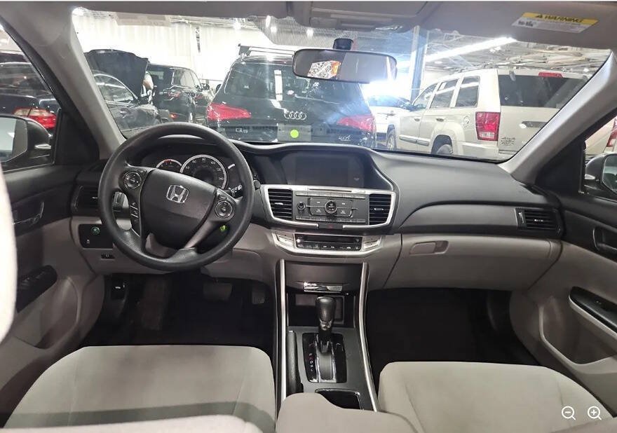 Used 2013 Honda Accord LX image 8