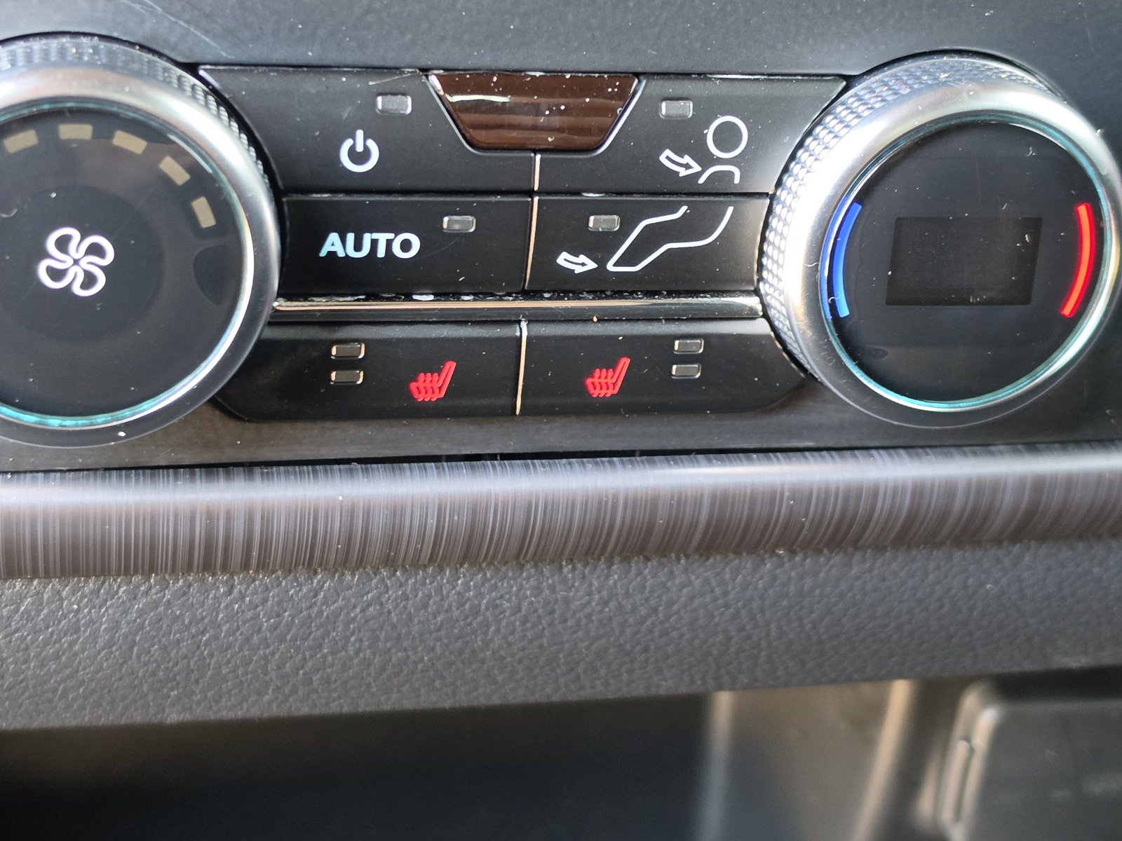 Used 2024 Ford Expedition Platinum AWD/4WD image 15