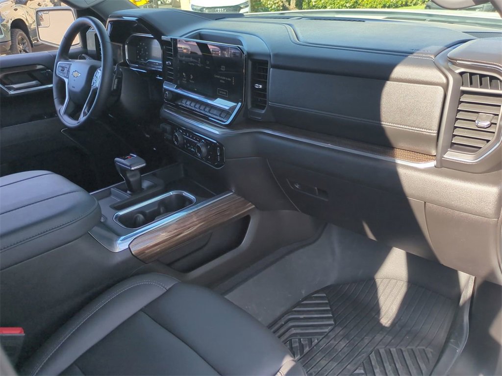 Certified 2025 Chevrolet Silverado 1500 LT w/ Z71 Off-Road Package image 28