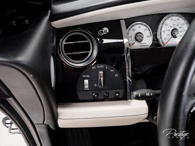 Used 2016 Rolls-Royce Wraith RWD image 29