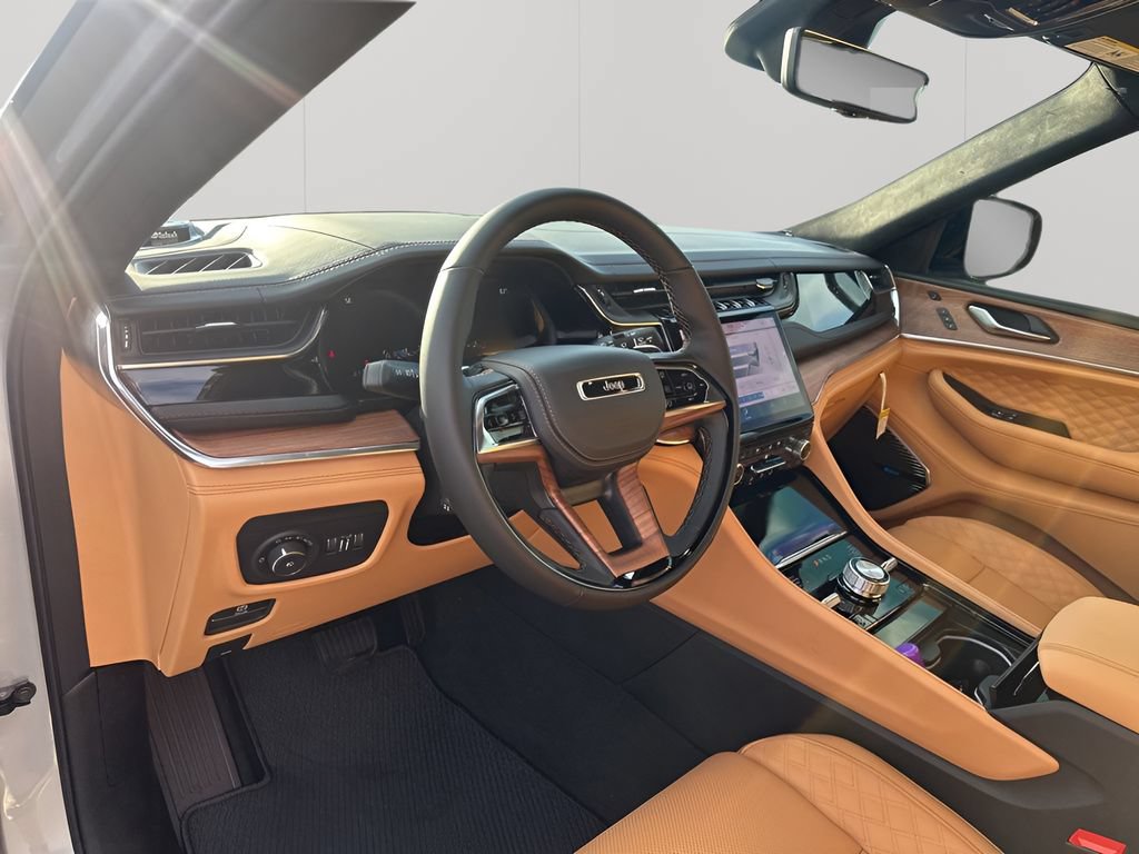 New 2025 Jeep Grand Cherokee Summit AWD/4WD image 29