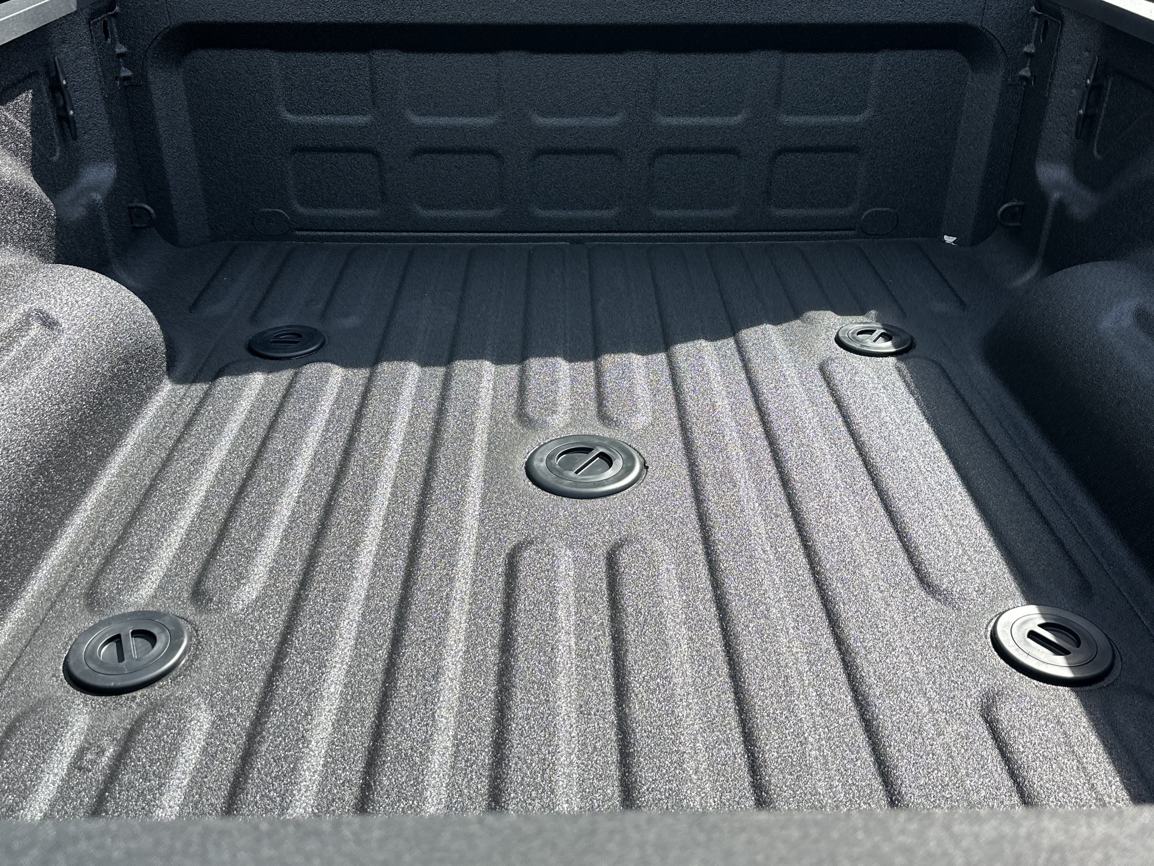 New 2027 RAM 2500 Laramie AWD/4WD image 17