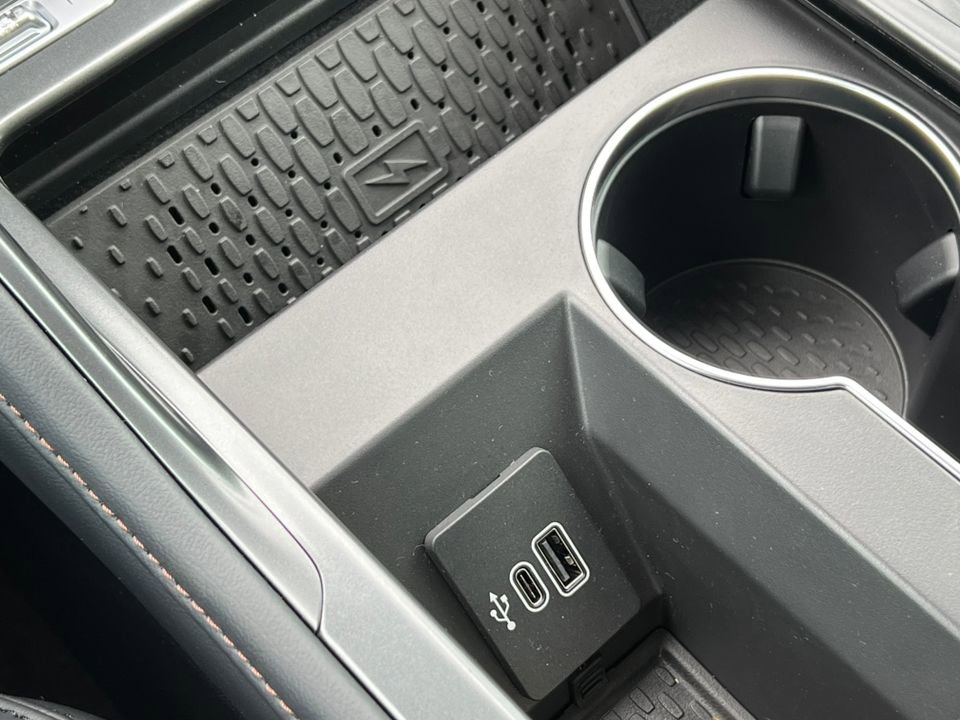 New 2026 Lincoln Nautilus Reserve w/ Jet Appearance Package AWD/4WD image 24