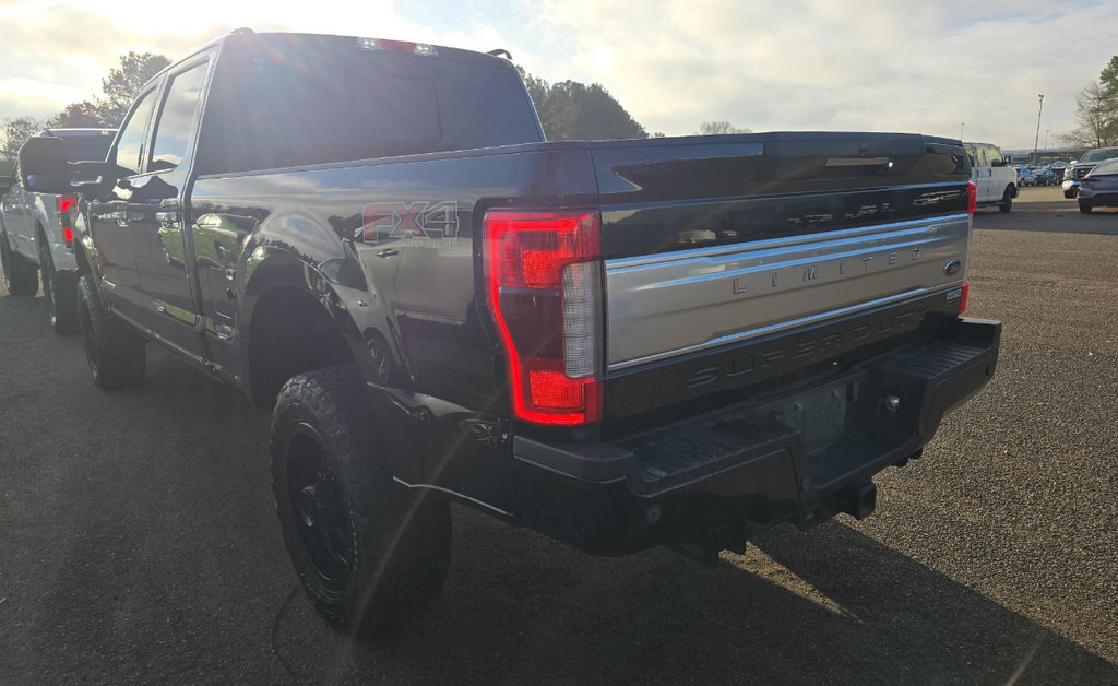 Used 2019 Ford F250 Limited w/ FX4 Off-Road Package AWD/4WD image 3