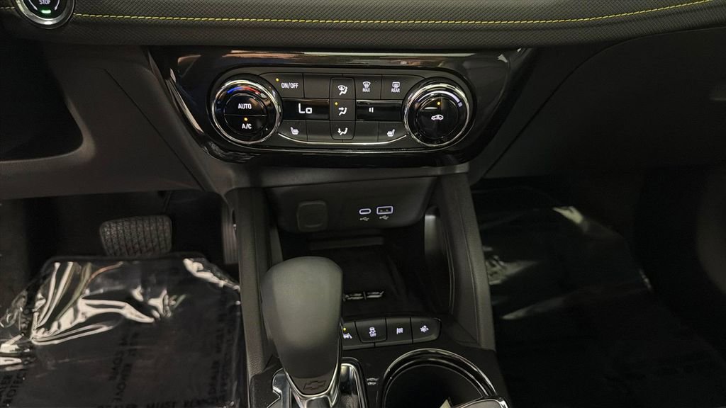 Used 2025 Chevrolet TrailBlazer ACTIV w/ Convenience Package FWD image 23