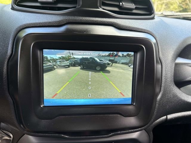 Used 2021 Jeep Renegade Latitude image 22