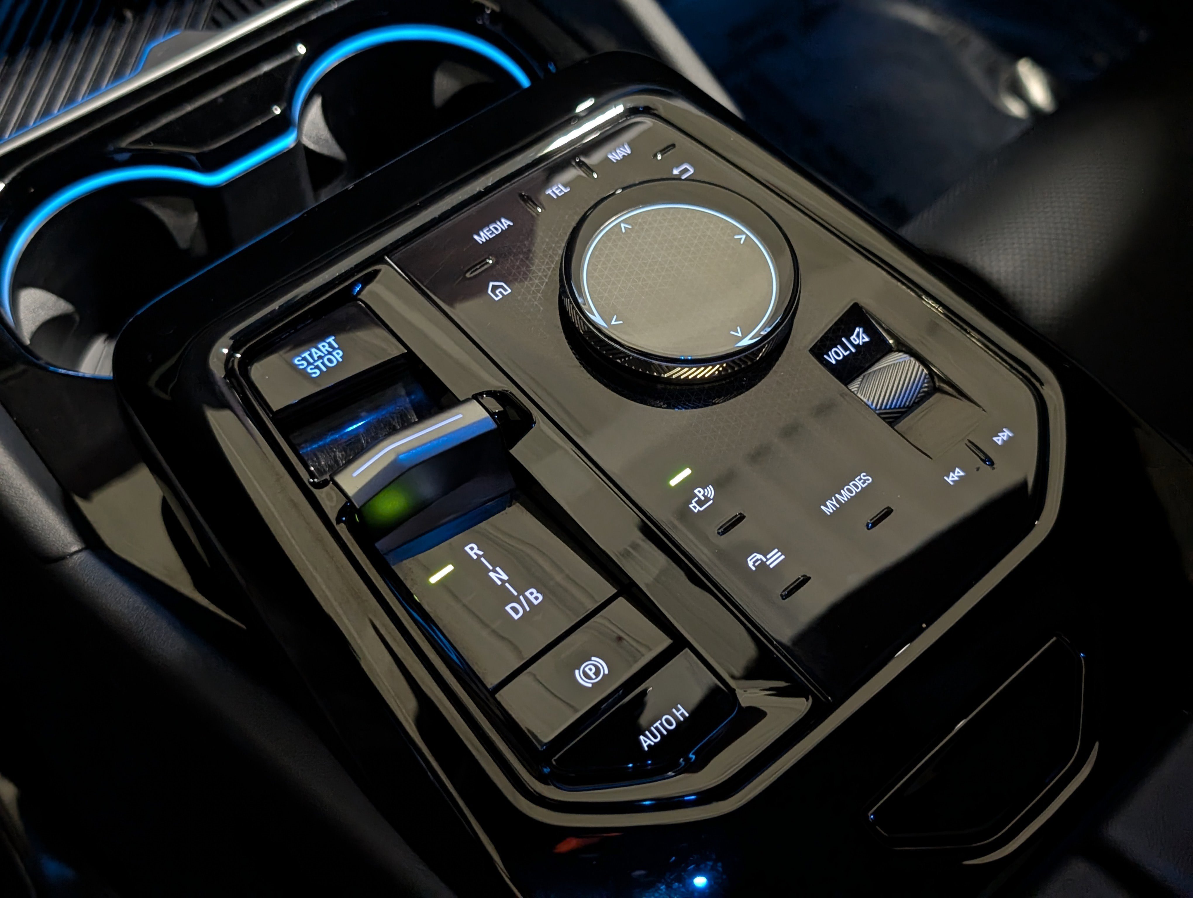 Used 2024 BMW i5 M60 w/ Premium Package image 42