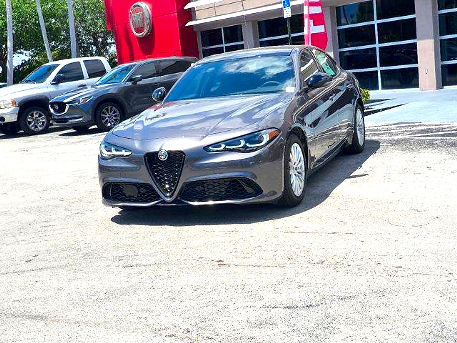 New 2024 Alfa Romeo Giulia Sprint RWD image 3