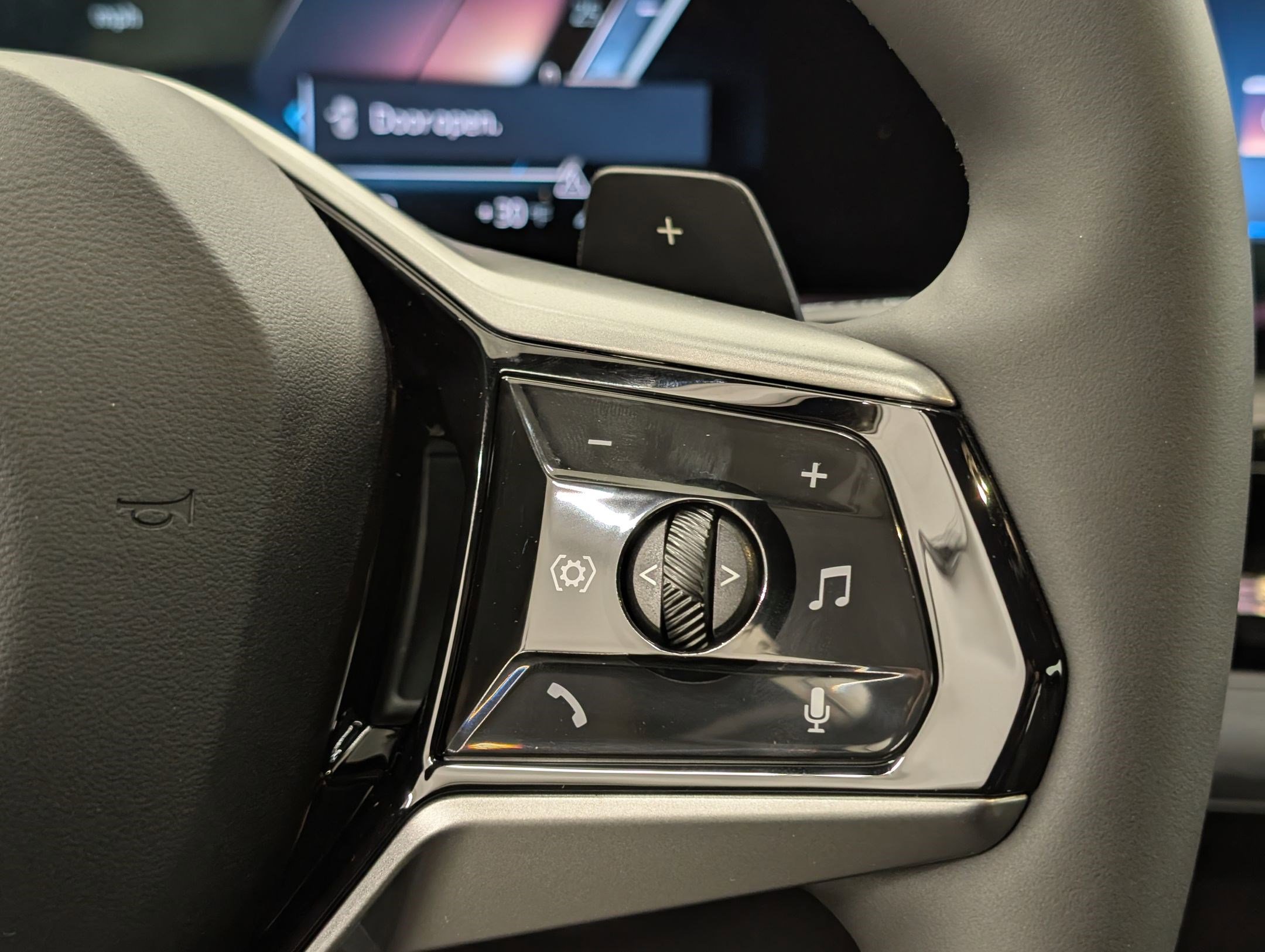 New 2026 BMW 530i xDrive w/ Premium Package image 23