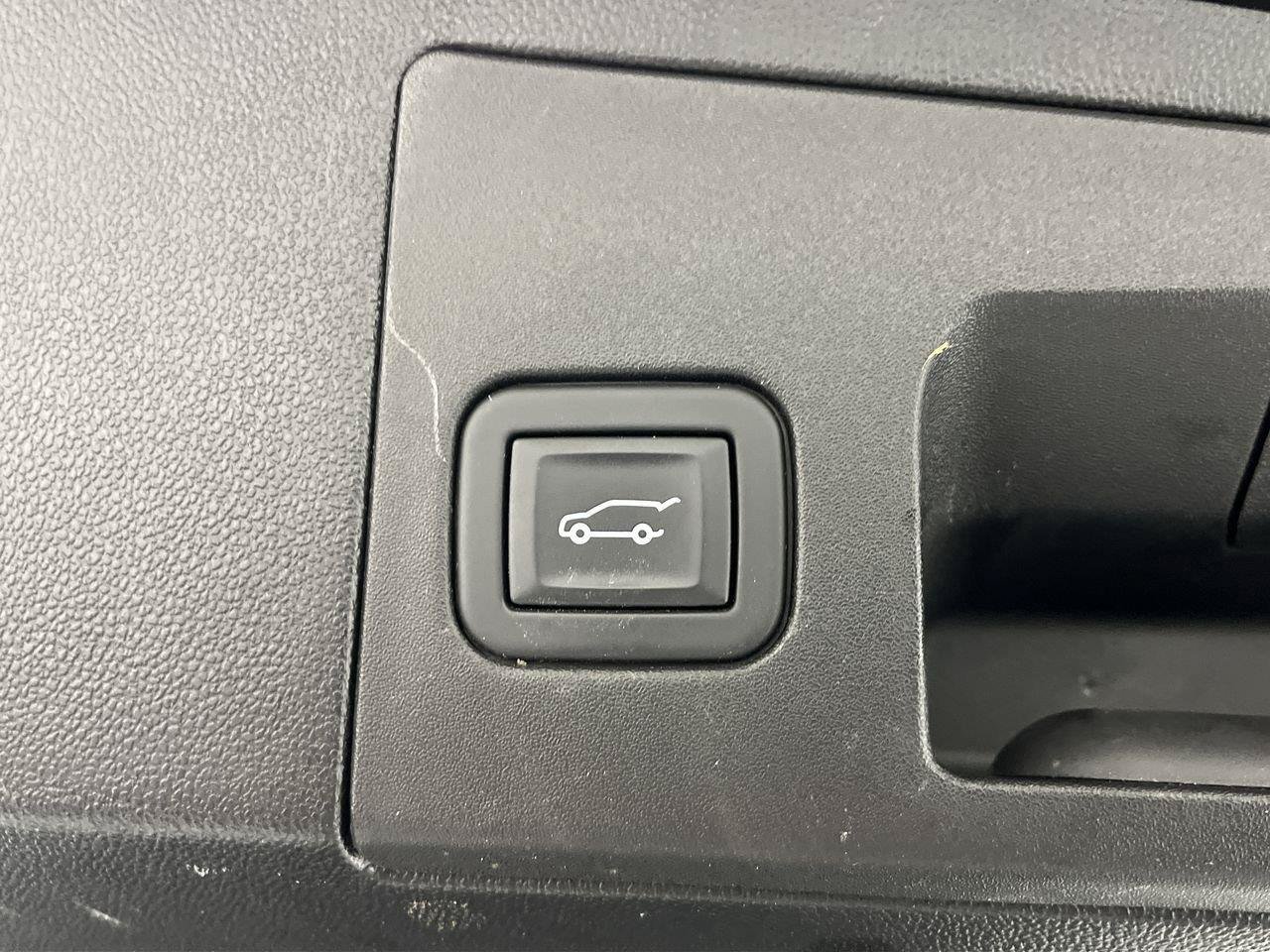 Certified 2023 Cadillac XT5 Luxury AWD/4WD image 31