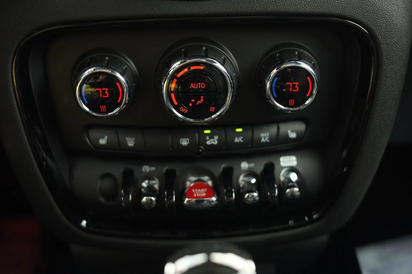 Used 2020 MINI Cooper Clubman S w/ Premium Package AWD/4WD image 21