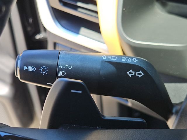 Used 2023 Nissan Rogue Platinum FWD image 24