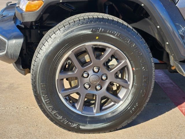 Used 2021 Jeep Gladiator Overland w/ Popular Equipment Package image 18