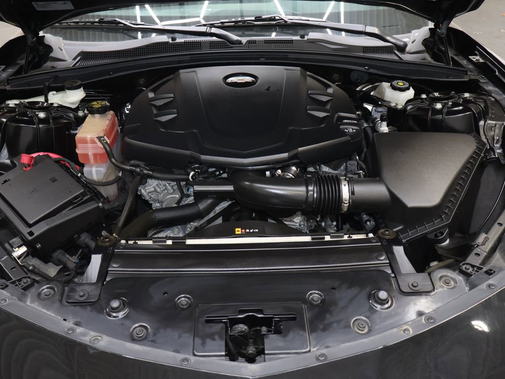 Used 2023 Chevrolet Camaro LT RWD image 23