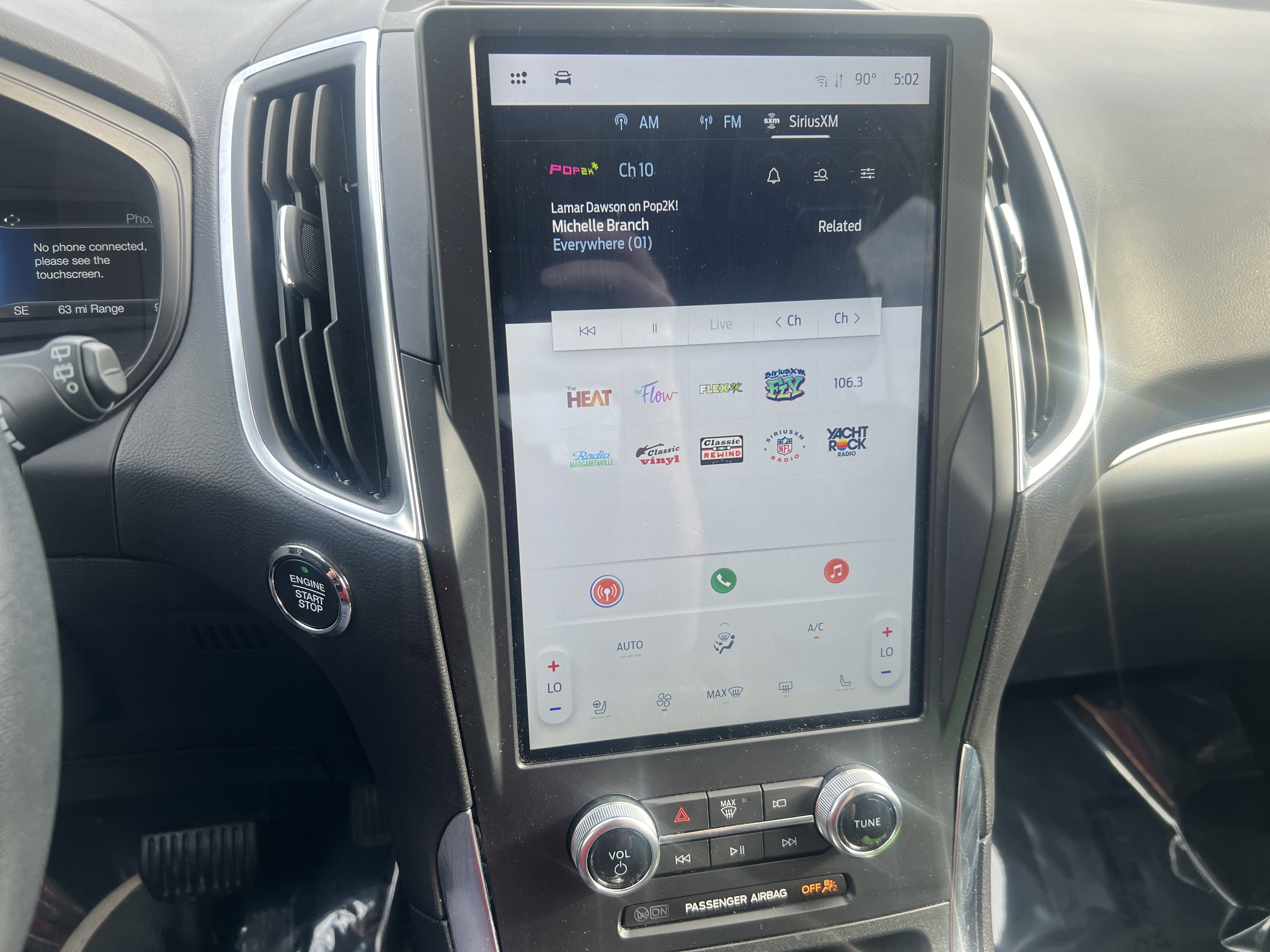 Used 2024 Ford Edge Titanium image 11