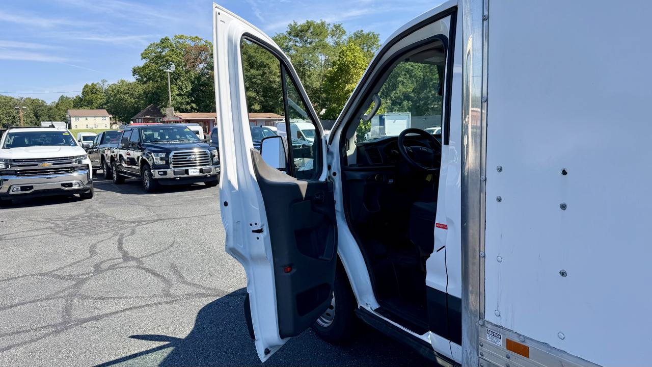 Used 2020 Ford Transit 350 RWD image 16