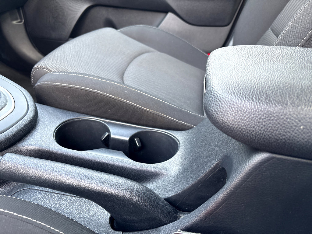 Used 2024 Kia Forte LXS image 8